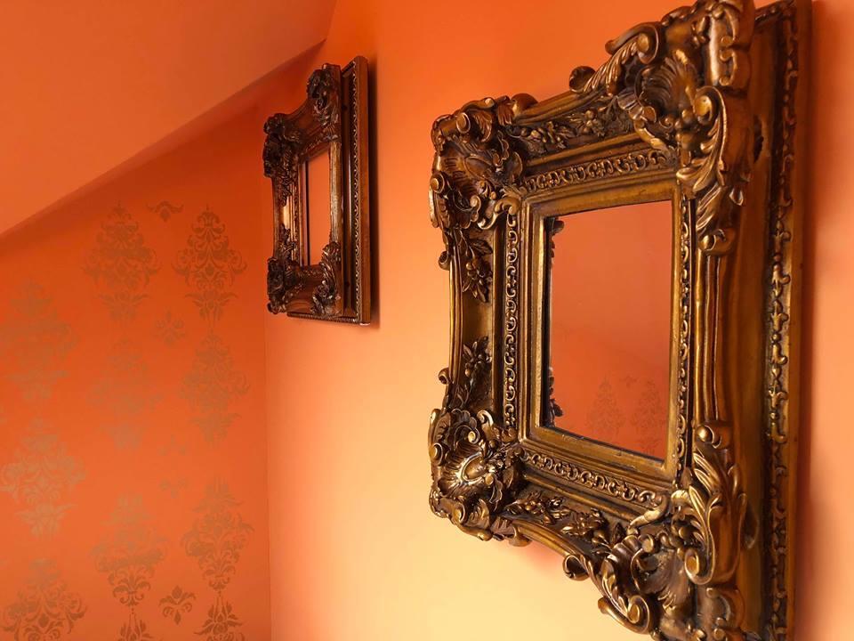 Tulipan Villa Panzio Szolnok Buitenkant foto